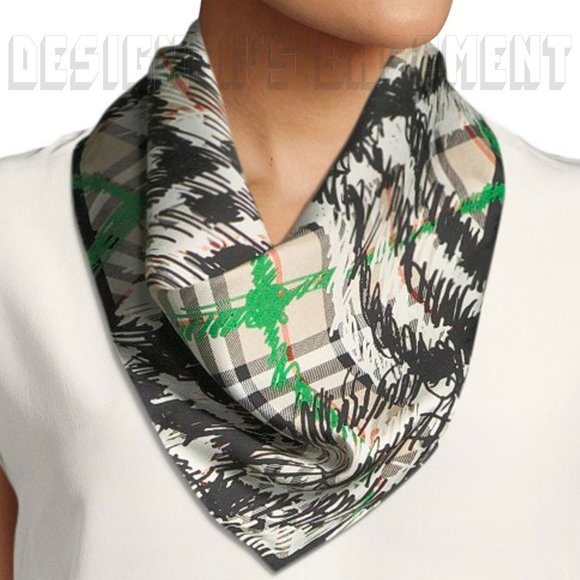 BURBERRY green and beige SCRIBBLE CHECK triangular silk twill Bandana scarf! - Picture 1 of 4